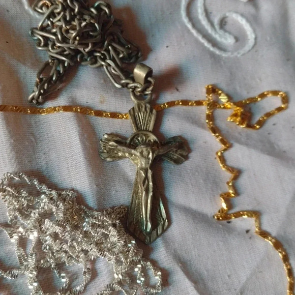 Jewelry Lot - Picture 3 of 3